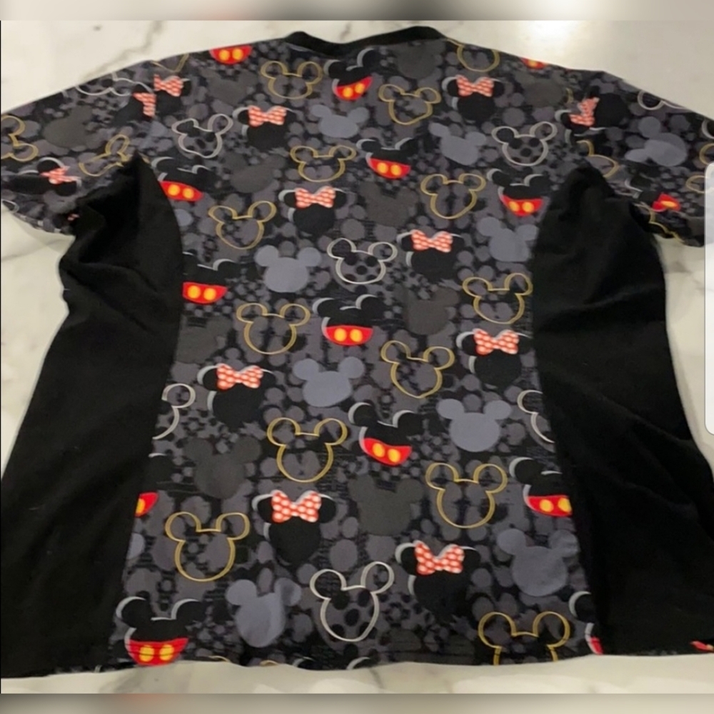 2XL Disney Minnie & Mickey Scrub Top